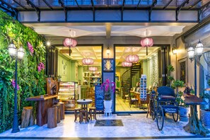 Property entrance - U Residence Hotel (Krabi)