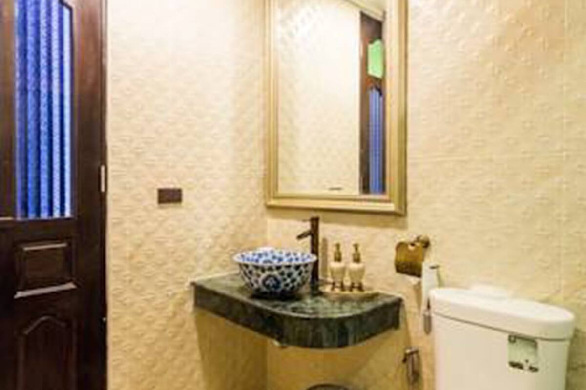 in-room safe, free wifi