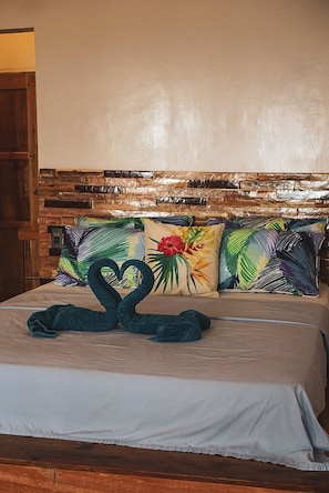 1 bedroom, in-room safe, desk, laptop workspace - Yama Beachfront House (General Luna)