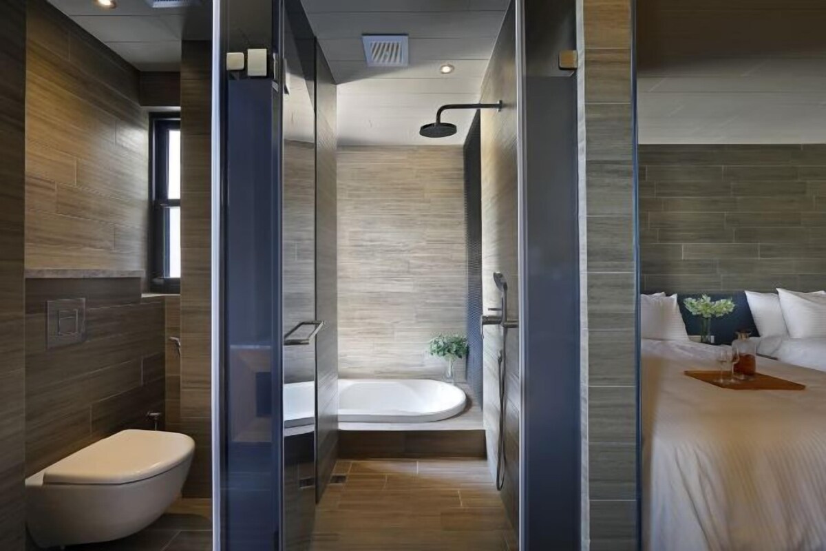 Bathroom | Free toiletries, hair dryer, slippers, electronic bidet