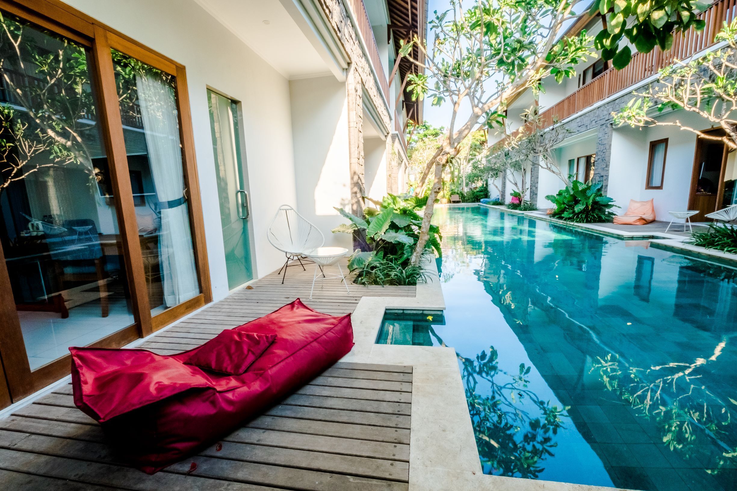 deluxe room, 1 queen bed | terrace/patio