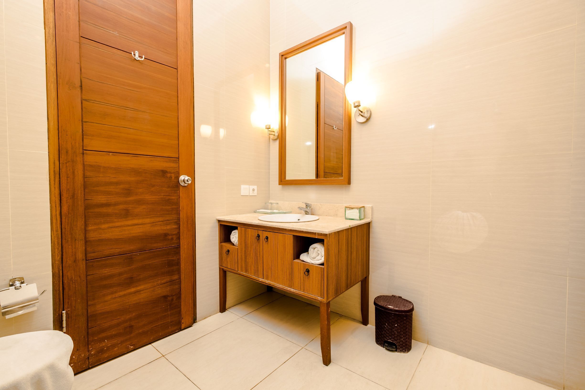 executive room, 1 bedroom | bathroom | shower, free toiletries, hair dryer, slippers