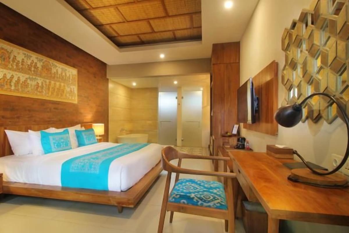 Ropa de cama de alta calidad y minibar 