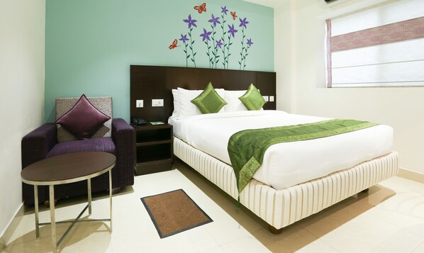 Standard Room | In-room safe, desk, WiFi (free) - Treebo C Plaza (Vijayawada)