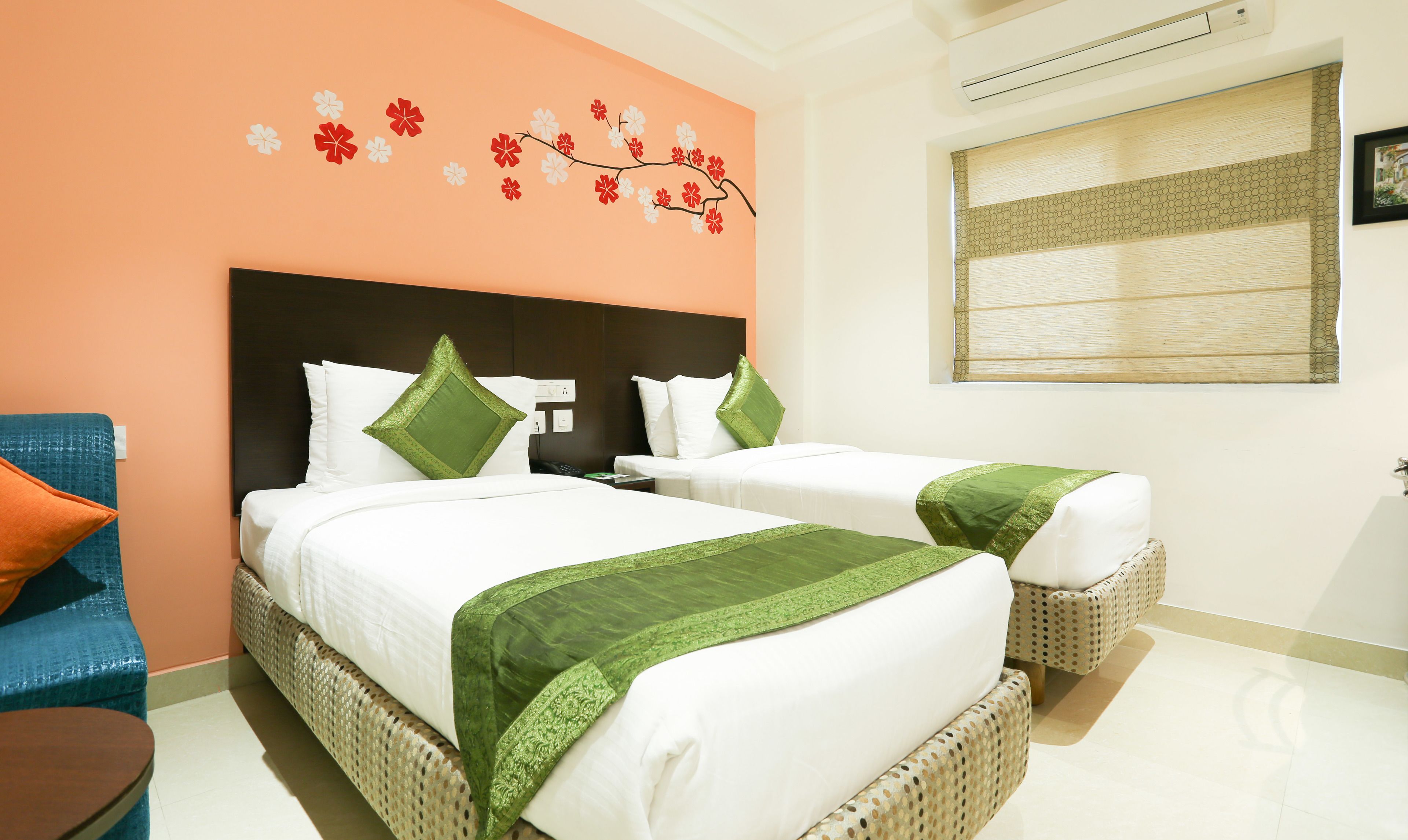 Standard Room | In-room safe, desk, free WiFi