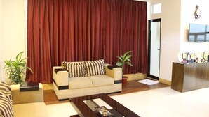 Unclassified image, 5 of 73, button - Hotel River view (New Delhi)