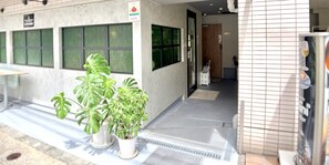 Unclassified image, 2 of 45, button - Tokyo Tower View Guest House (Tokyo)