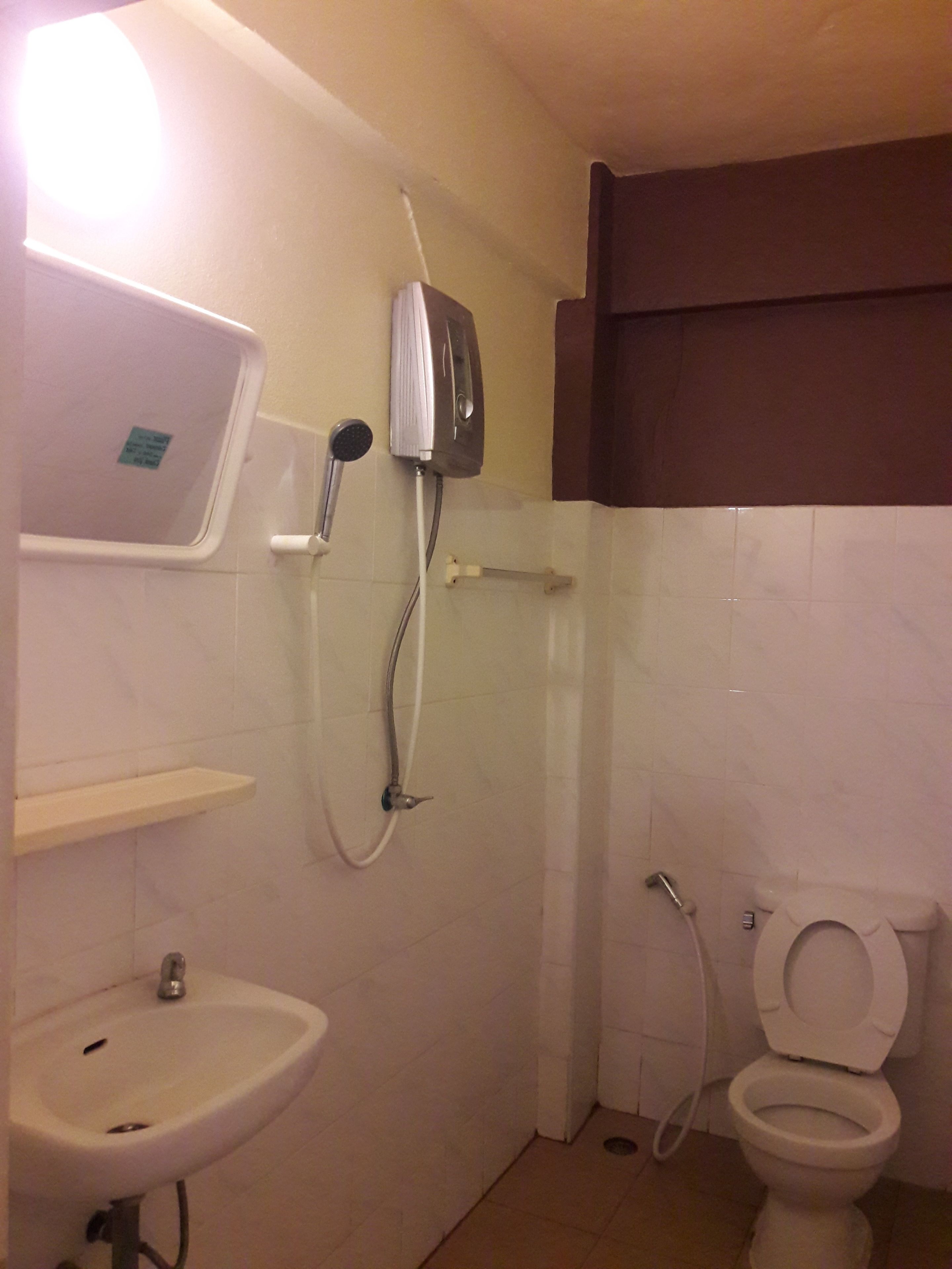 superior room | bathroom | shower, towels