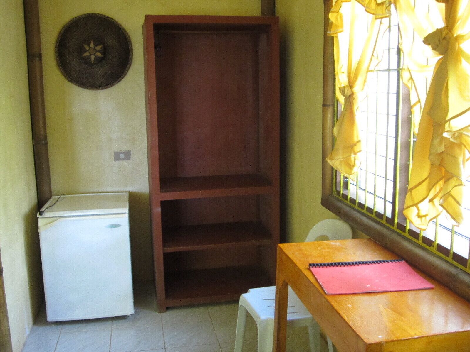 classic double or twin room | in-room safe, desk, free wifi, bed sheets