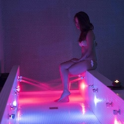 Sauna, hot tub, Turkish bath, body treatments, aromatherapy, body wraps