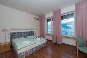 客房內保險箱、書桌、免費無線上網