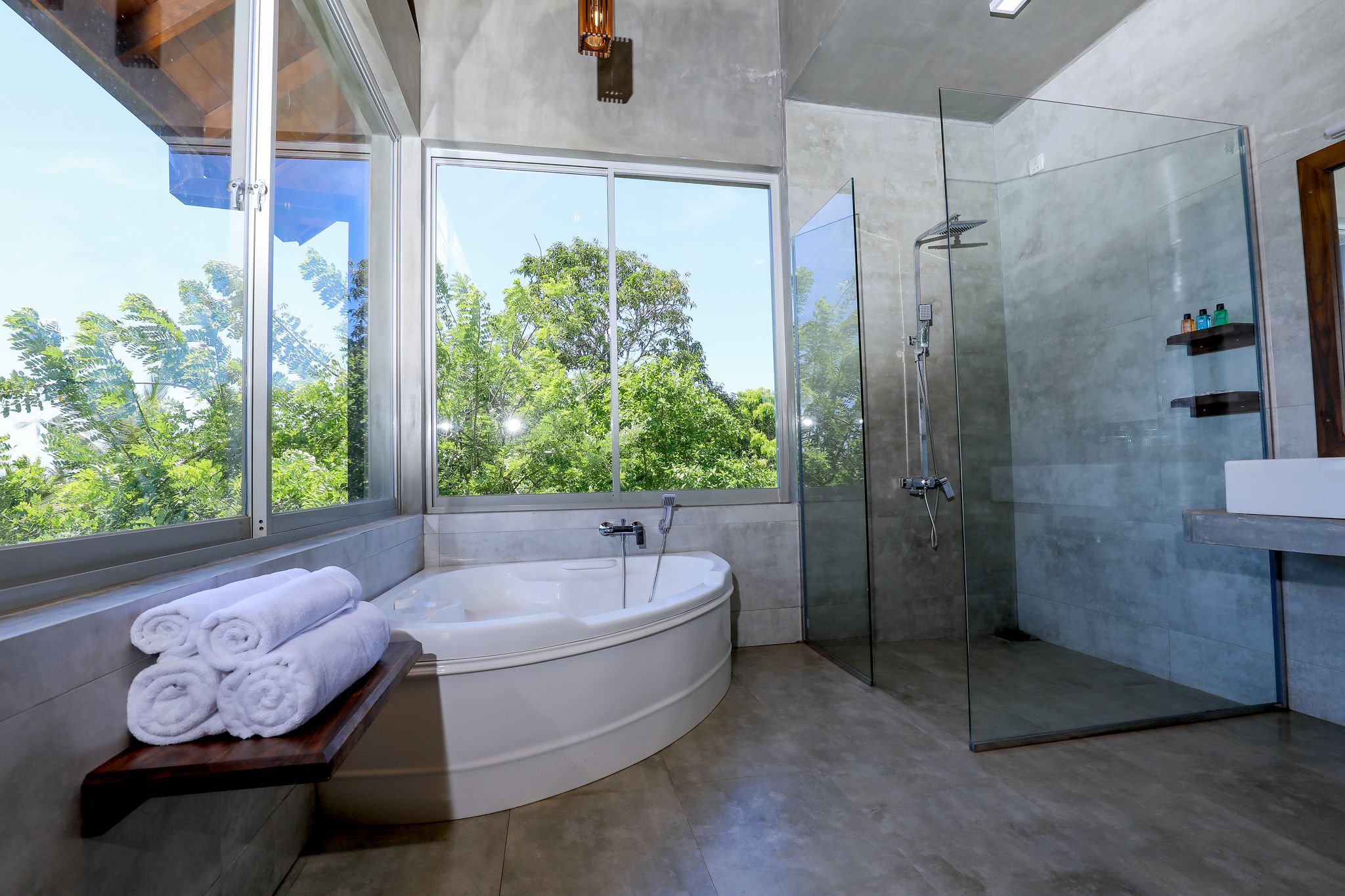 superior double room, 1 king bed, balcony, mountain view | bathroom | free toiletries, hair dryer, bidet, towels