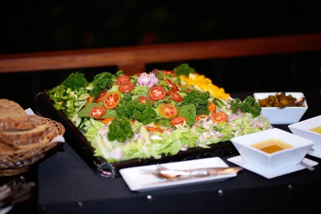 breakfast, lunch, dinner served; international cuisine