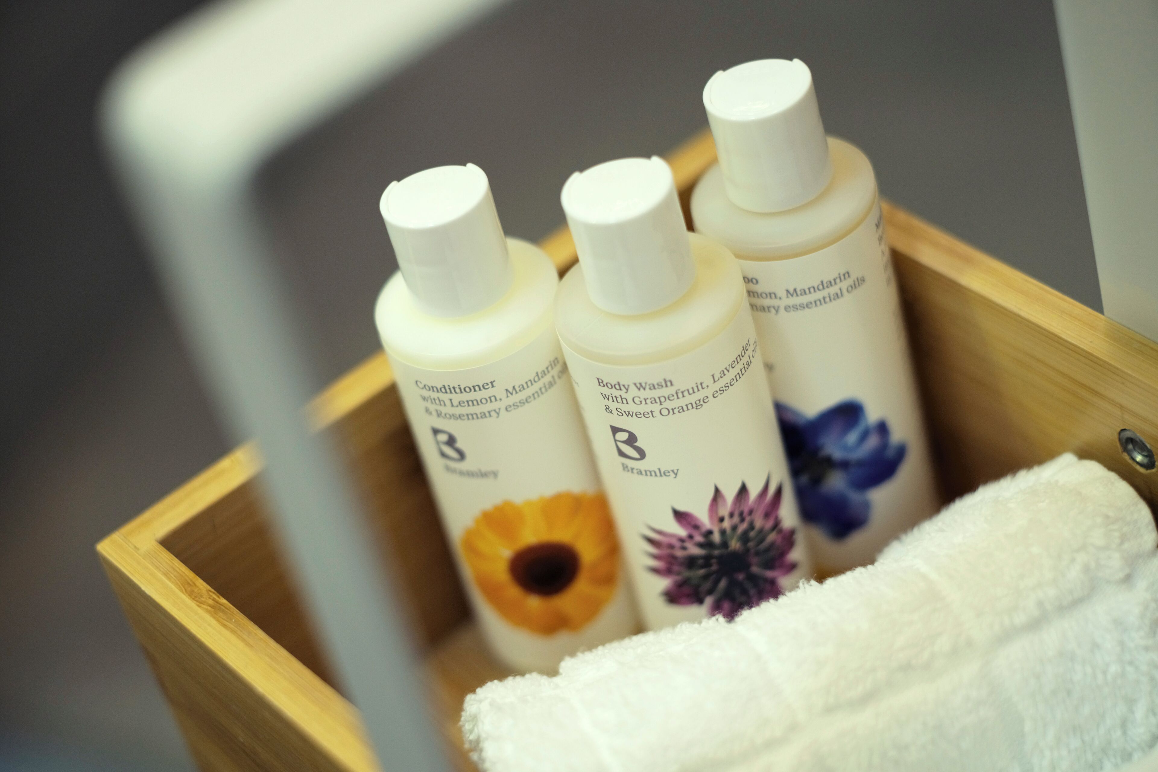 classic room | bathroom | shower, free toiletries, hair dryer, bathrobes