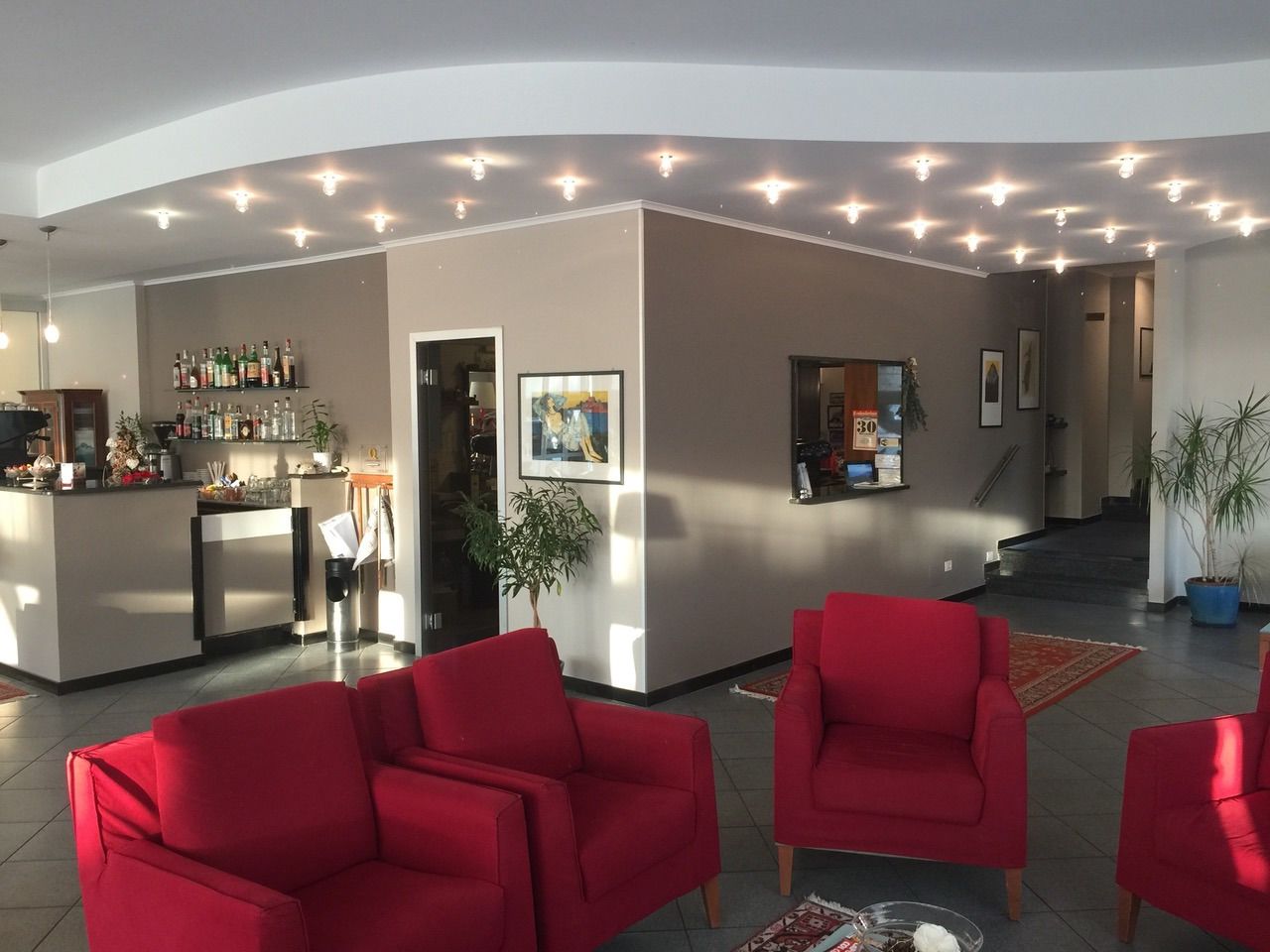 ロビーラウンジ