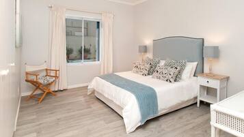 Villa, 5 Bedrooms | 1 bedroom, iron/ironing board, cots/infant beds, free WiFi