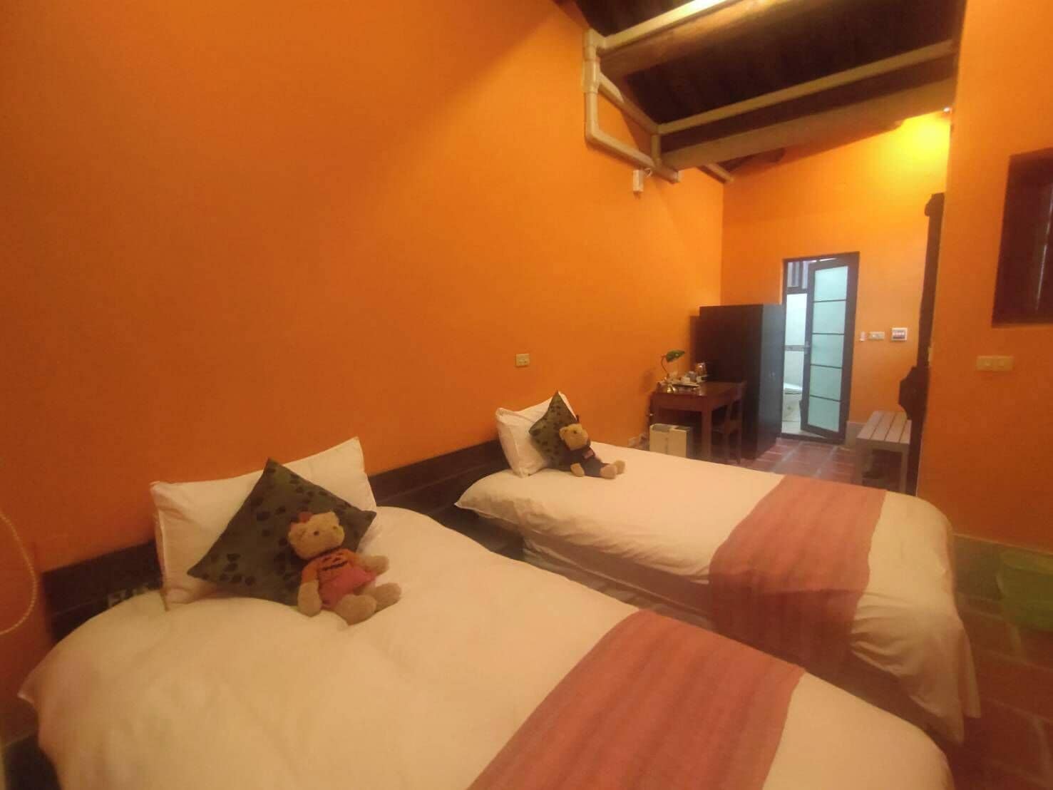 Escritorio y wifi gratis 