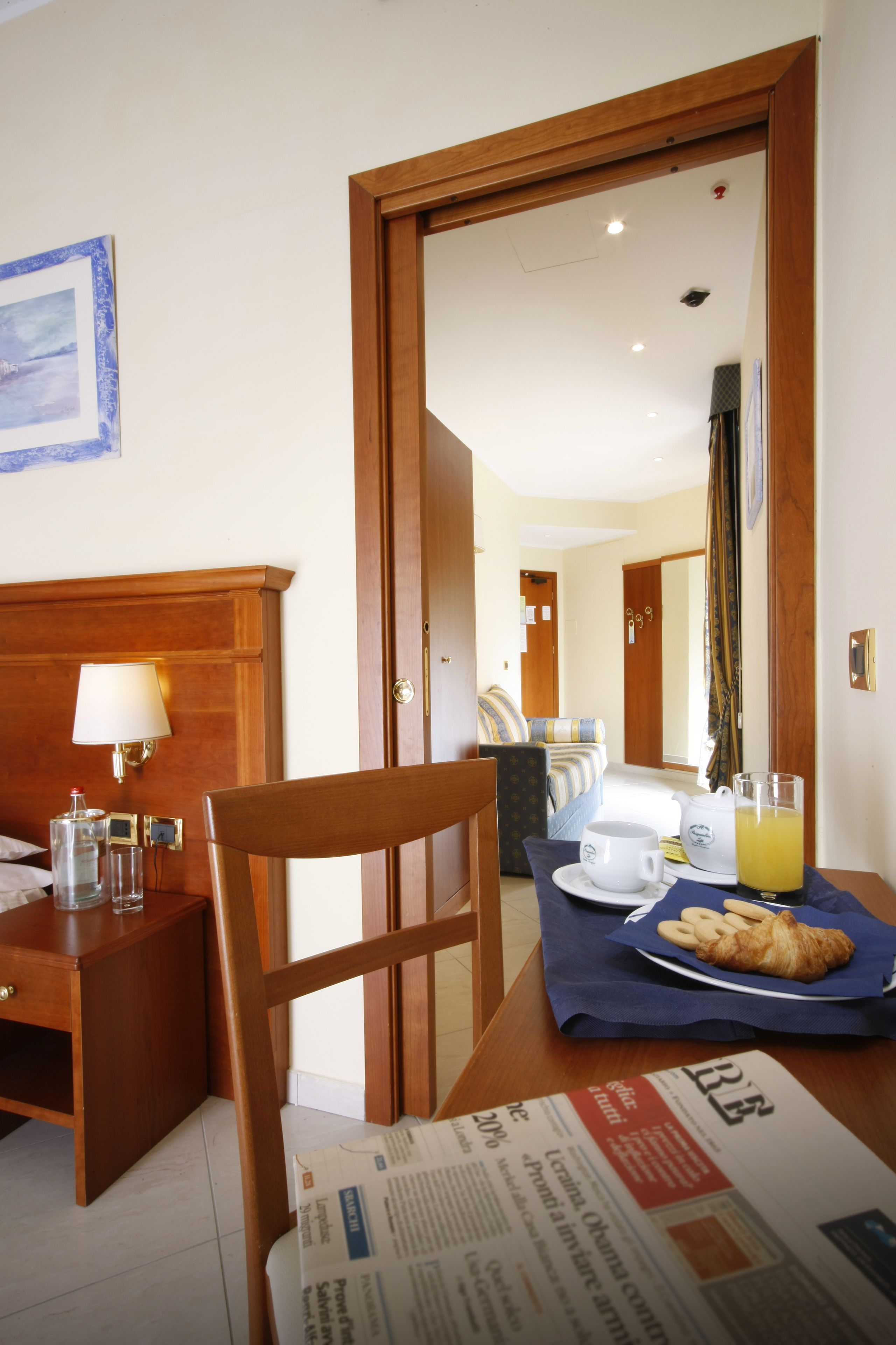 suite | in-room safe, desk, soundproofing, rollaway beds