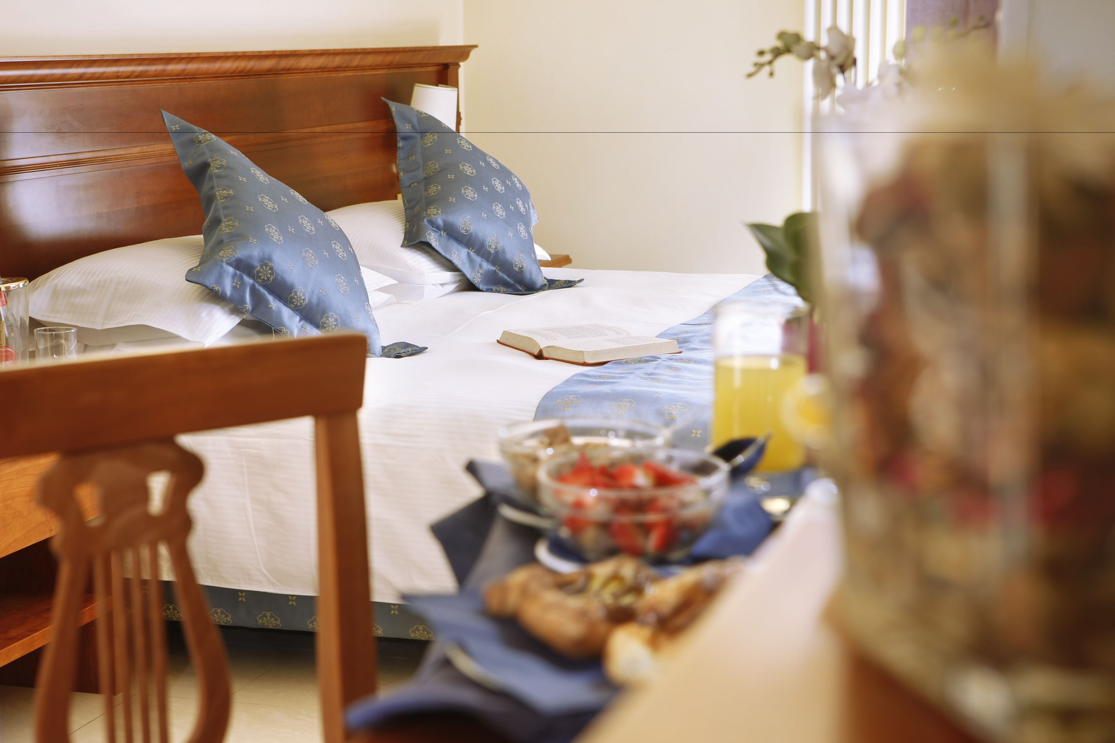 superior double or twin room | in-room safe, desk, soundproofing, rollaway beds