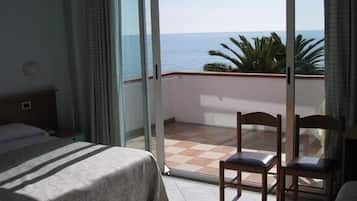 Double Room, Balcony | In-room safe, desk, cribs/infant beds, free WiFi