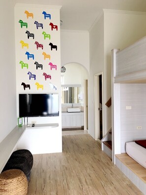 Individually furnished, blackout drapes, free WiFi - MouMoon (Magong)