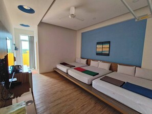 Individually furnished, blackout drapes, free WiFi - MouMoon (Magong)