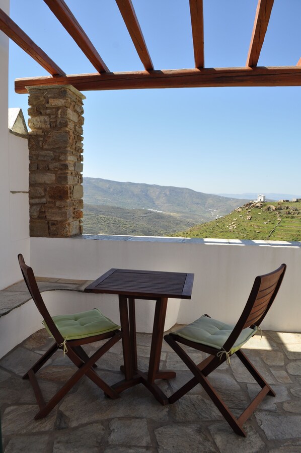 Apartment (3 Adults) | Balcony