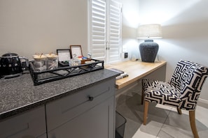 Quarto standard, 1 quarto | 1 quarto, roupas de cama premium, escrivaninha, Wi-Fi de cortesia