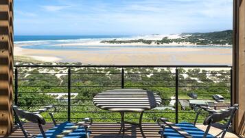 Luxury Suite -The Oyster Box Beach House | Terrace/patio