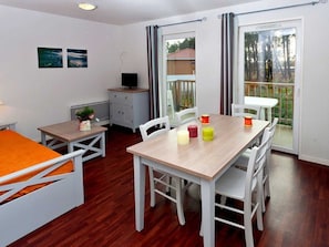 1 bedroom, individually decorated, individually furnished, WiFi - Laouchet le Hameau des Grands Lacs (Parentis-en-Born)