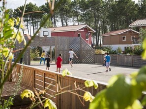 Sports court - Laouchet le Hameau des Grands Lacs (Parentis-en-Born)