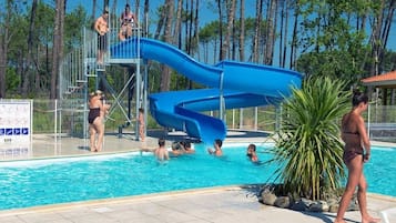Indoor pool, outdoor pool, sun loungers