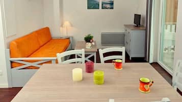 1 chambre, décoration personnalisée, ameublement personnalisé, Wi-Fi