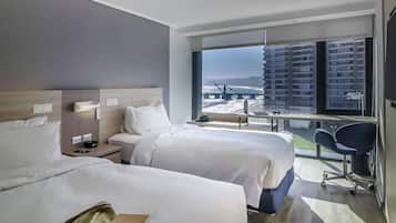 Deluxe Room, 2 Twin Beds, Sea View (Top Floor) | Minibar, in-room safe, desk, laptop workspace