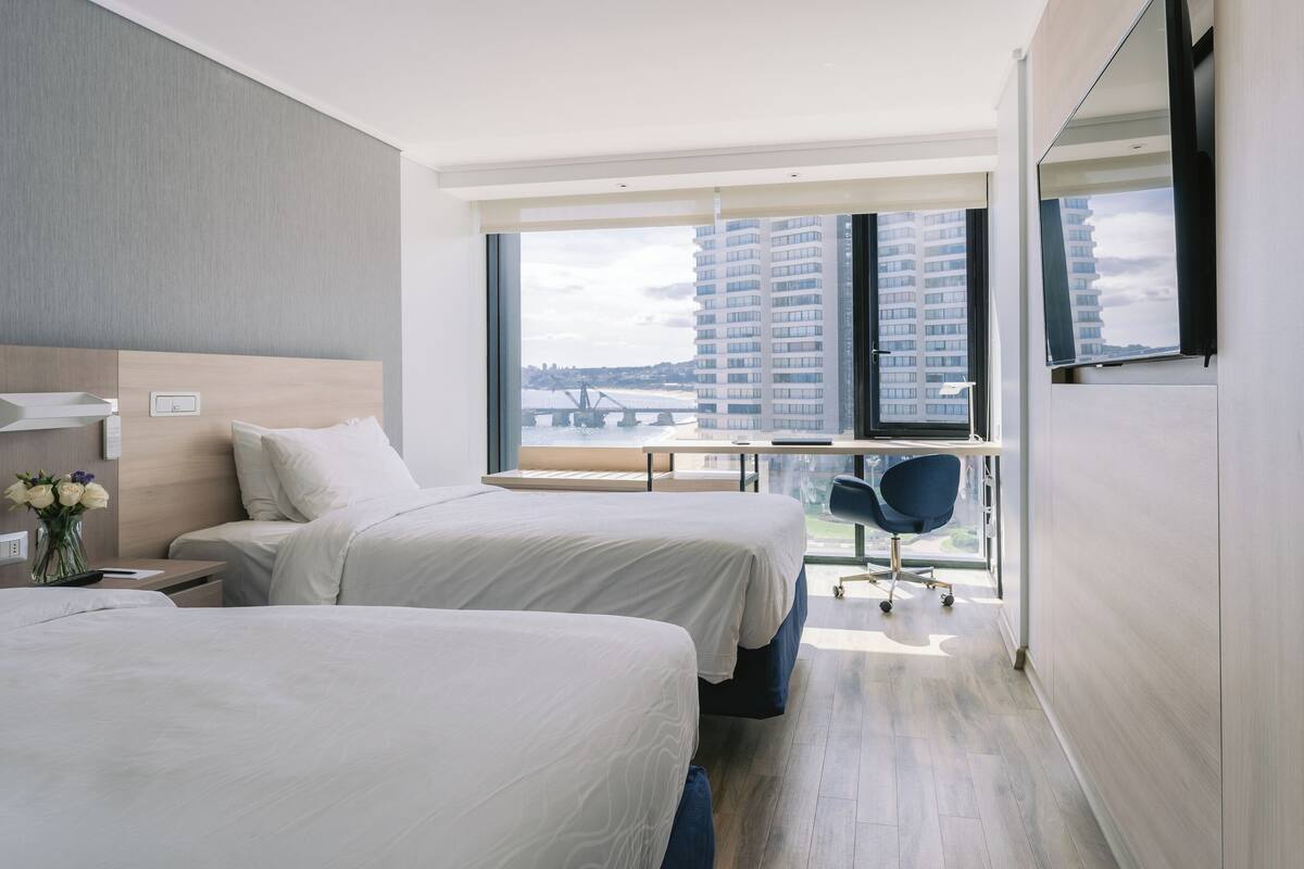 premium twin room, 2 single beds, sea view | beach/ocean view