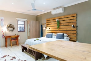 Self-catering Unit 6 | Premium bedding, Select Comfort beds, in-room safe