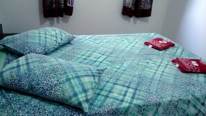 Minibar, blackout curtains, free WiFi, bed sheets
