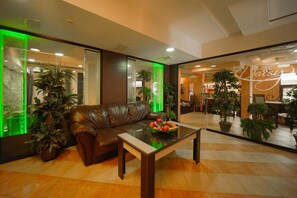 Lobby - Apart Hotel Flora Residence (Samokov)