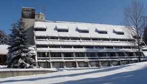 واجهة المنشأة