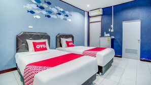 Superior Twin Room | Desk, soundproofing, WiFi (free), bed sheets - 428 Pha Mansion (Chachoengsao)