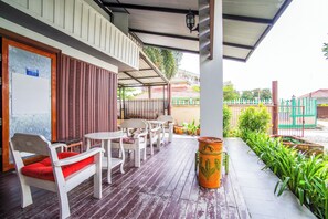 الإطلالة من المنشأة