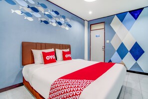 Superior Double Room | Desk, soundproofing, free WiFi, bed sheets - 428 Pha Mansion (Chachoengsao)