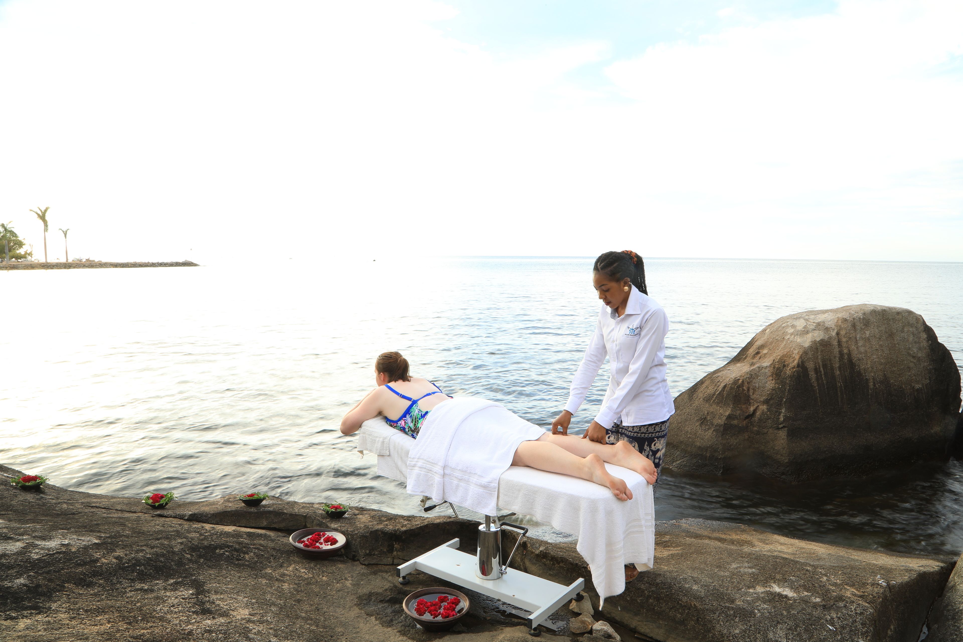 Salas de tratamiento para parejas, un sauna, baño turco