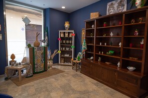 Gift shop - ZIBIBBO SUITES & ROOMS - Aparthotel in Centro Storico a Trapani (Trapani)