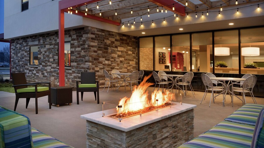 Home2 Suites by Hilton Leavenworth Downtown