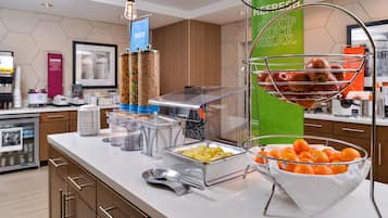 Petit déjeuner buffet compris tous les jours