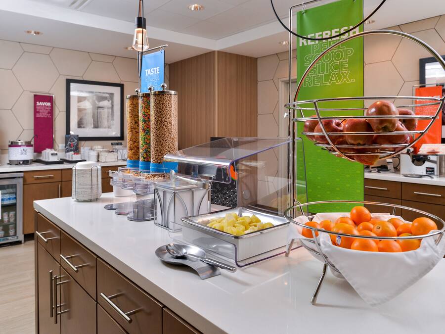 Petit déjeuner buffet compris tous les jours