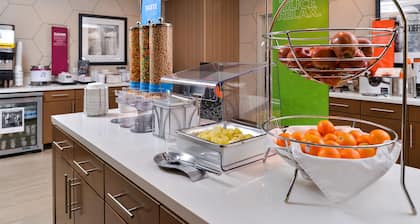Hampton Inn & Suites St. Paul Oakdale/Woodbury