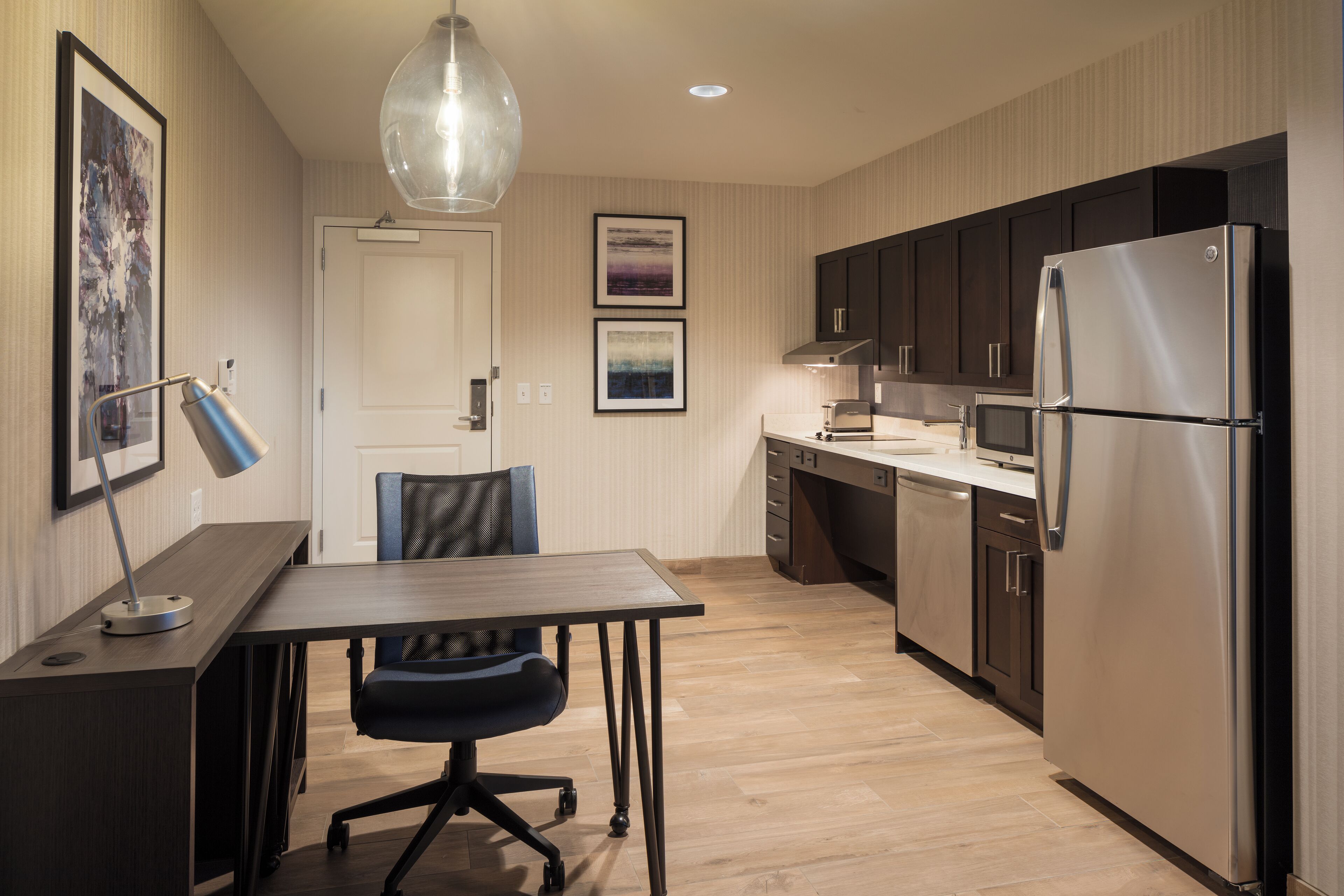 studio, 1 king bed, accessible (roll-in shower) | private kitchen | full-sized fridge, microwave, stovetop, dishwasher