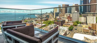 Embassy Suites by Hilton Seattle Downtown Pioneer Square